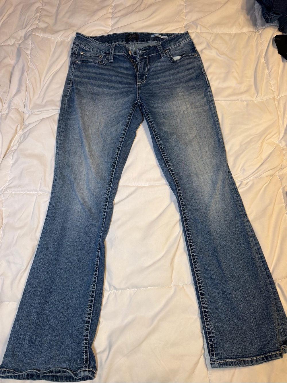 Daytrip Virgo Bootcut - size 30R - light wash